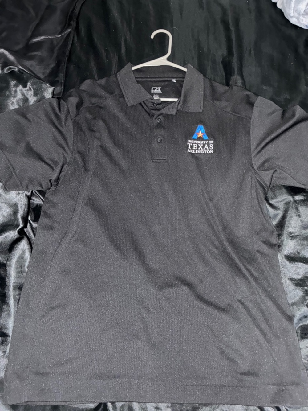 UTA polo Shirt Size L